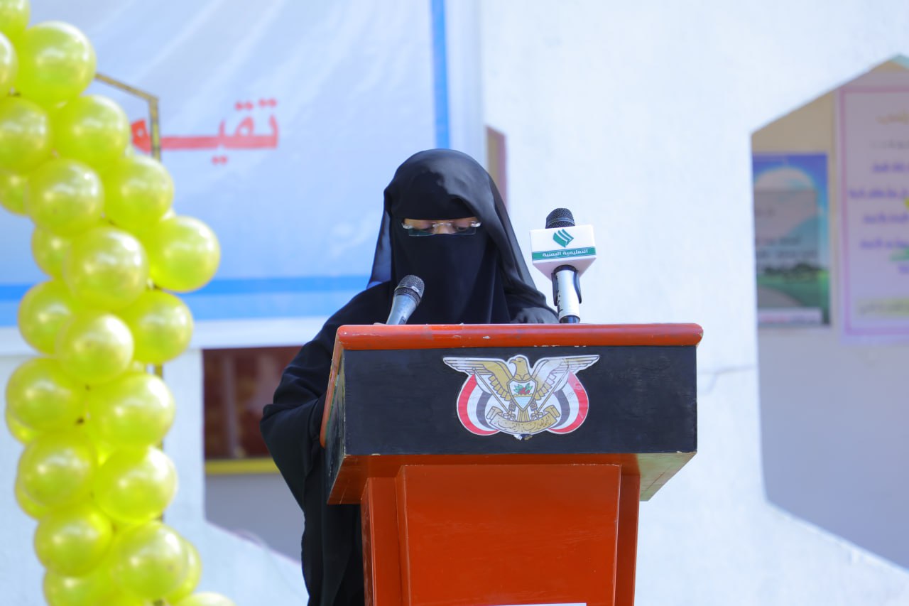 مدارس آزال الوادي تكرم أوائل الفصل الدراسي الأول في مرحلتي التعليم الأساسي والثانوي من العام 1447هـ