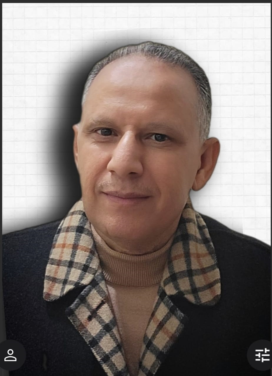 محمود النقيب